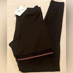 CM Fashion Black leggings with mesh inset on thigh